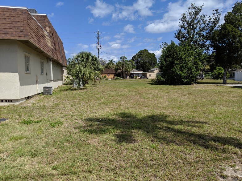More Photos Of 6232 Madison St, New Port Richey Office For Sale