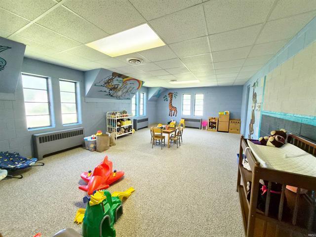 More Photos Of 832 E Center St, Warsaw Religious Facility For Sale