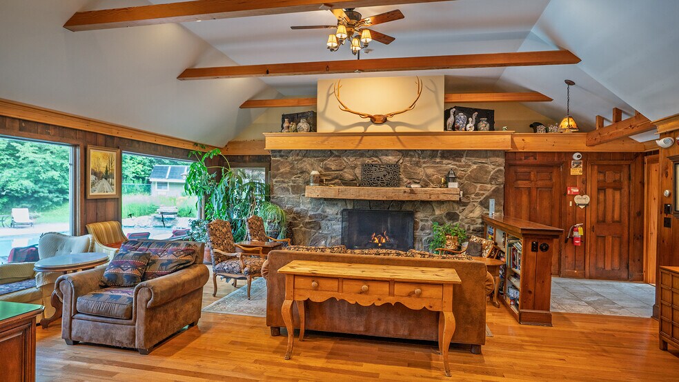 More Photos Of 106 Smith Rd, Wilmington Hospitality For Sale