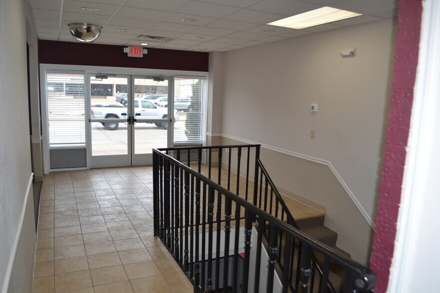 More Photos Of 115 N 6th St, Wausau Medical For Lease
