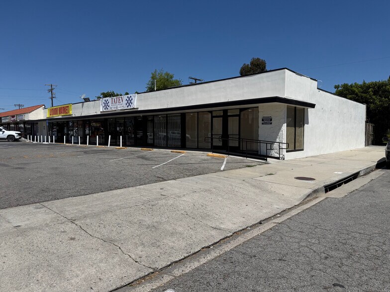 Primary Photo Of 16141-16145 Nordhoff St, North Hills Storefront Retail Office For Lease