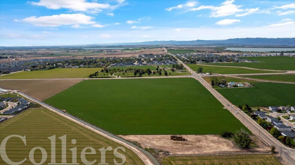 More Photos Of NEC Karcher Rd & Indiana ave, Caldwell Land For Lease