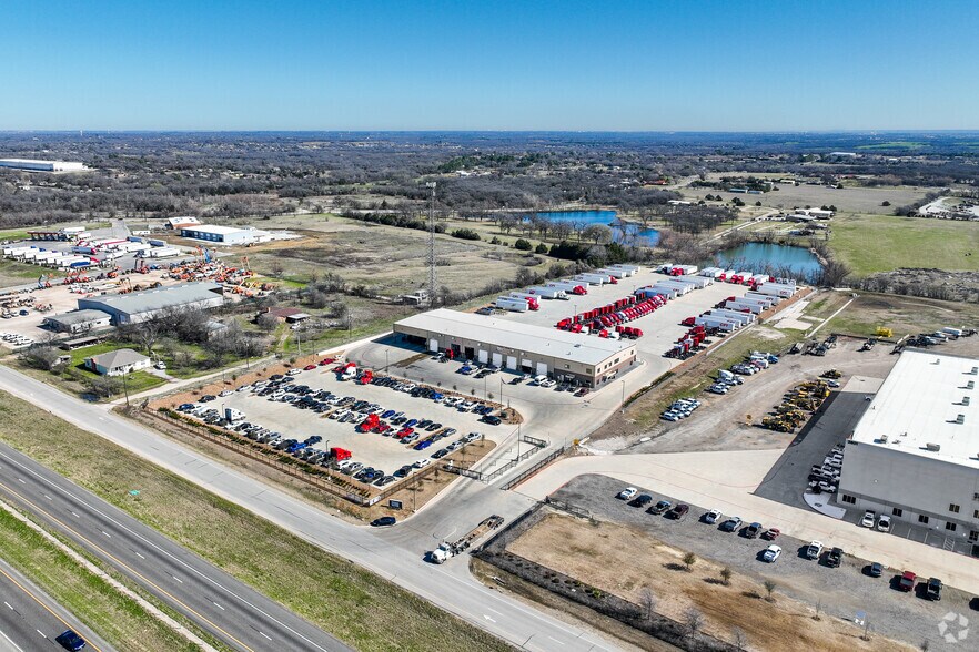 More Photos Of 3501 S Burleson Blvd, Alvarado Truck Terminal For Sale