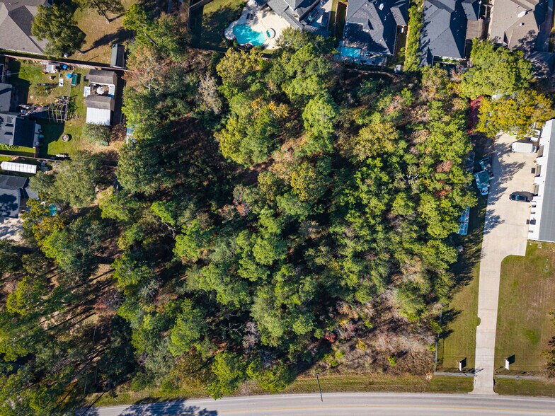 More Photos Of 26231 Hanna Rd, Spring Land For Sale