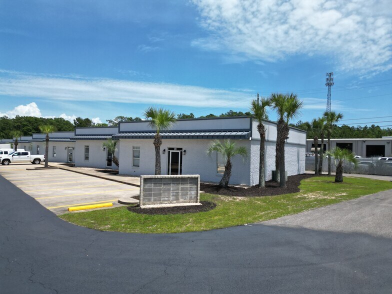 More Photos Of 6215 Rangeline Rd, Theodore Unknown For Lease