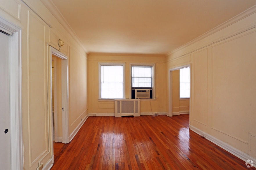 More Photos Of 135 S 20th St, Philadelphia Apartments For Lease