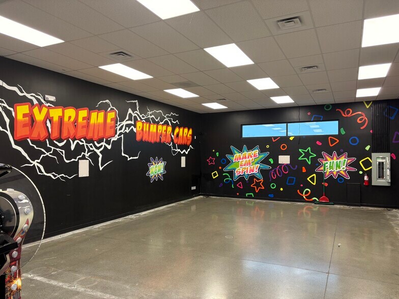 More Photos Of 8425 D Chapel Hill Blvd, Pasco General Retail For Lease