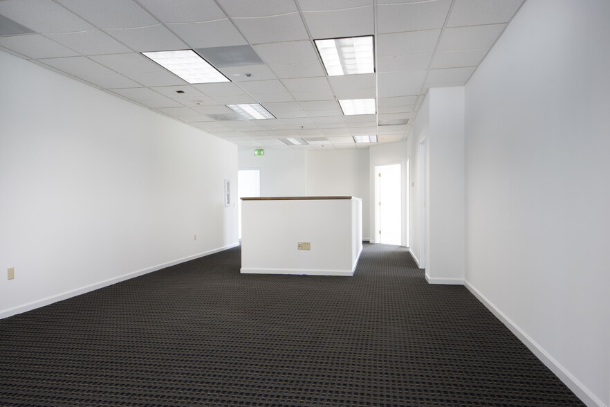More Photos Of 888 E Las Olas Blvd, Fort Lauderdale Office For Lease