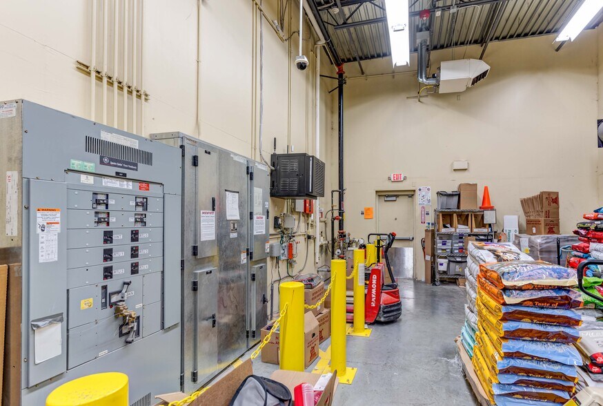 More Photos Of 1725 Twin Creek Ln, Walla Walla Freestanding For Lease