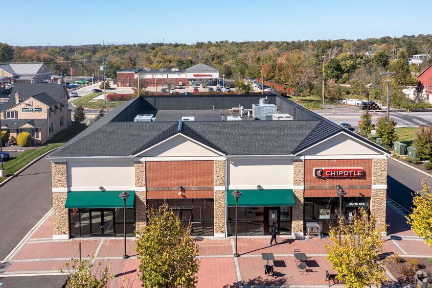 Primary Photo Of 950 Dekalb Pike, Blue Bell General Retail For Sale