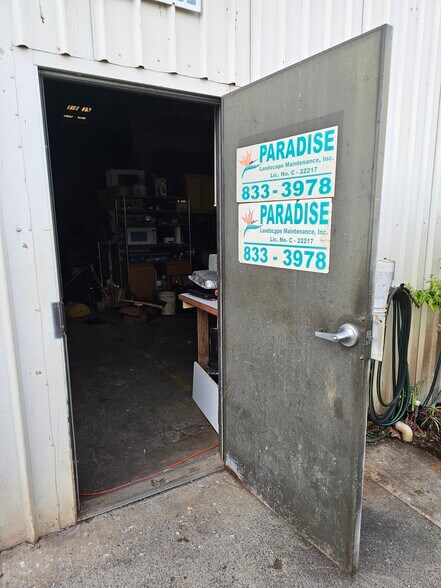 More Photos Of 96-1276-1276 Waihona St, Pearl City Warehouse For Lease