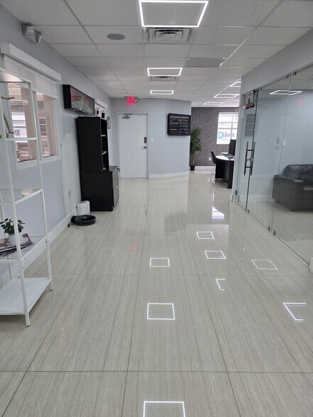 More Photos Of 4696 NW 74th Ave, Miami Industrial For Lease