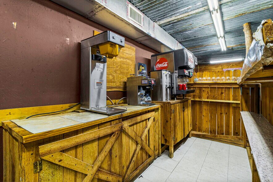 More Photos Of 360 Bill Garsee rd, Moscow Specialty For Sale
