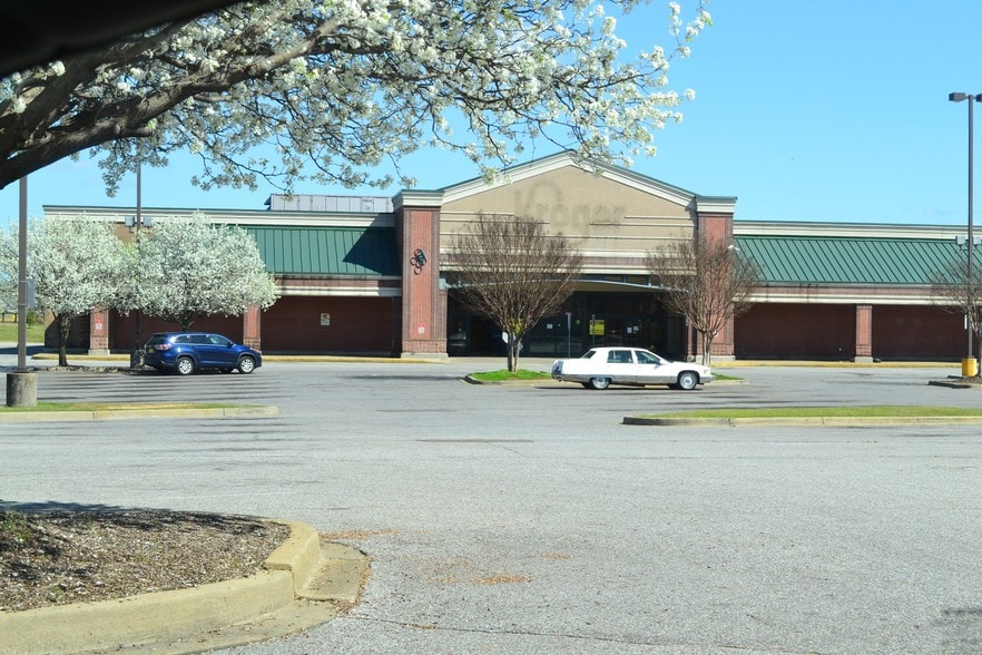 More Photos Of 3830 Hickory Hill Rd, Memphis Supermarket For Sale