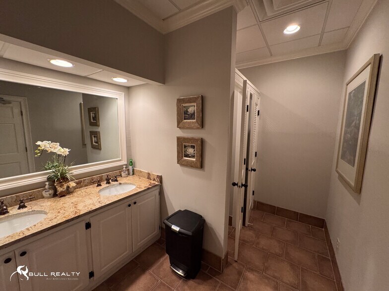 More Photos Of 4651 Olde Towne Pky, Marietta Office Residential For Lease