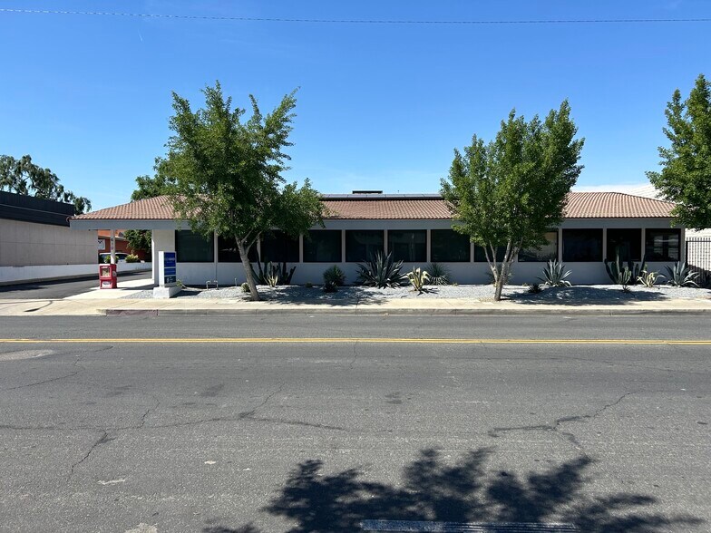 Primary Photo Of 610 W Main St, Visalia Office For Lease