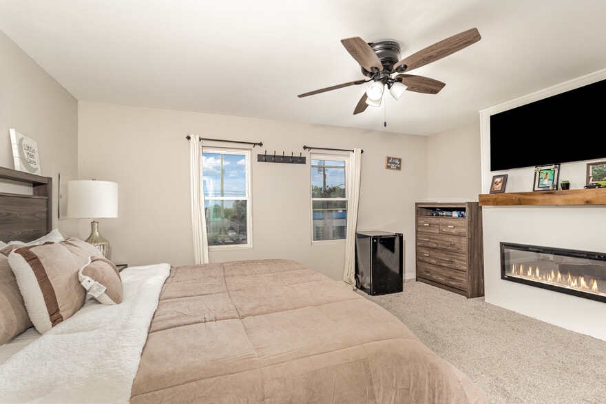 More Photos Of 6603 Dixie Hwy, Florence Freestanding For Sale