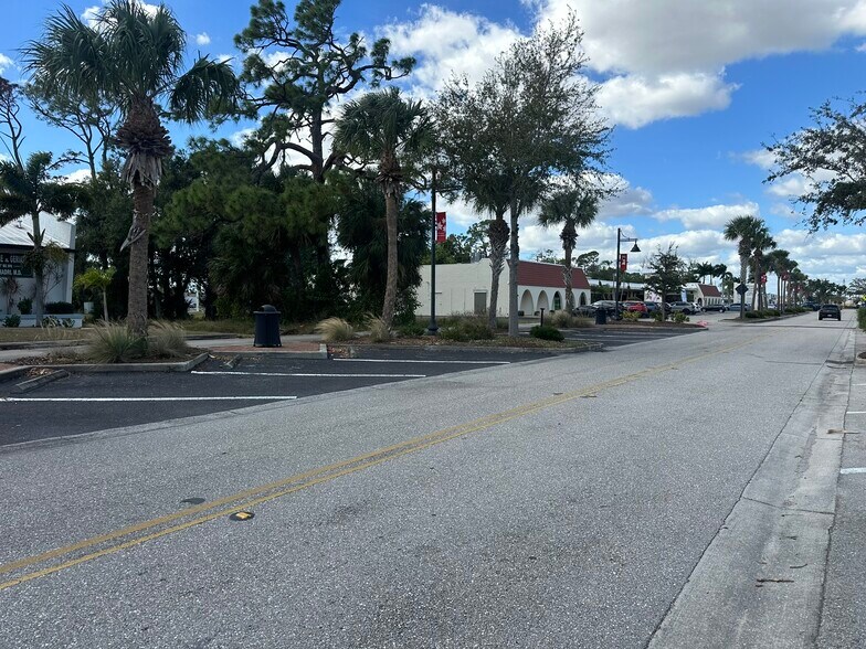 More Photos Of 2841 Tamiami Trl, Port Charlotte Medical For Sale