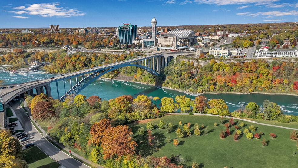 More Photos Of 500 3rd St, Niagara Falls Loft Creative Space For Lease