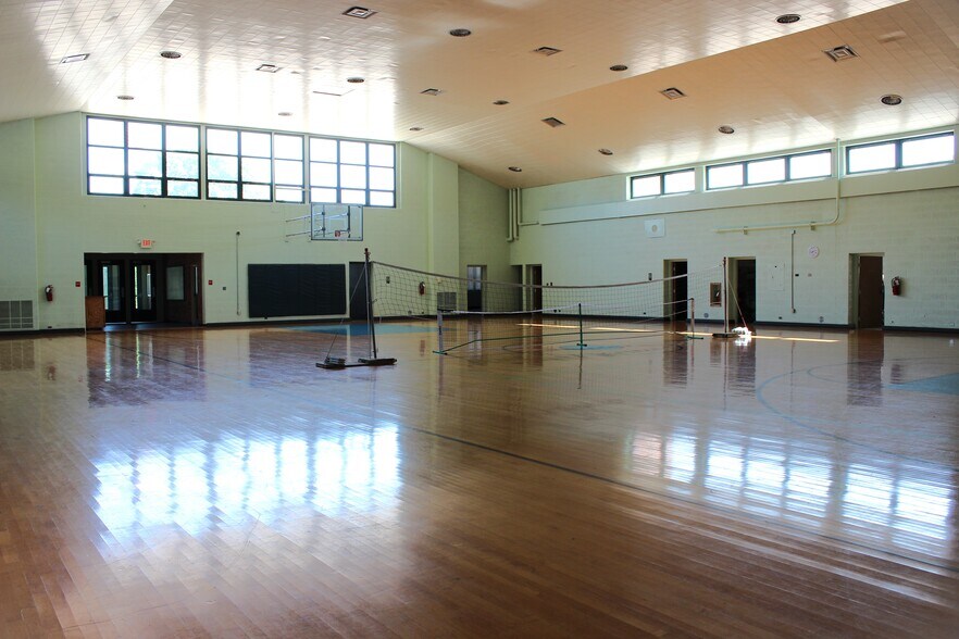 More Photos Of 610 Cuyler St, Cheboygan Lodge Meeting Hall For Sale