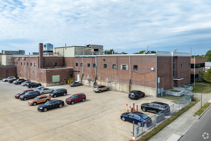 More Photos Of 711 Southwood Ave, Columbus Warehouse For Lease