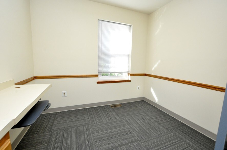 More Photos Of 710 E Main St, Moorestown Unknown For Lease