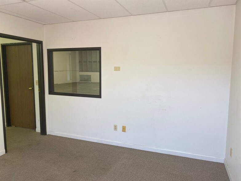 More Photos Of 3170 Research Way, Carson City Light Manufacturing For Lease