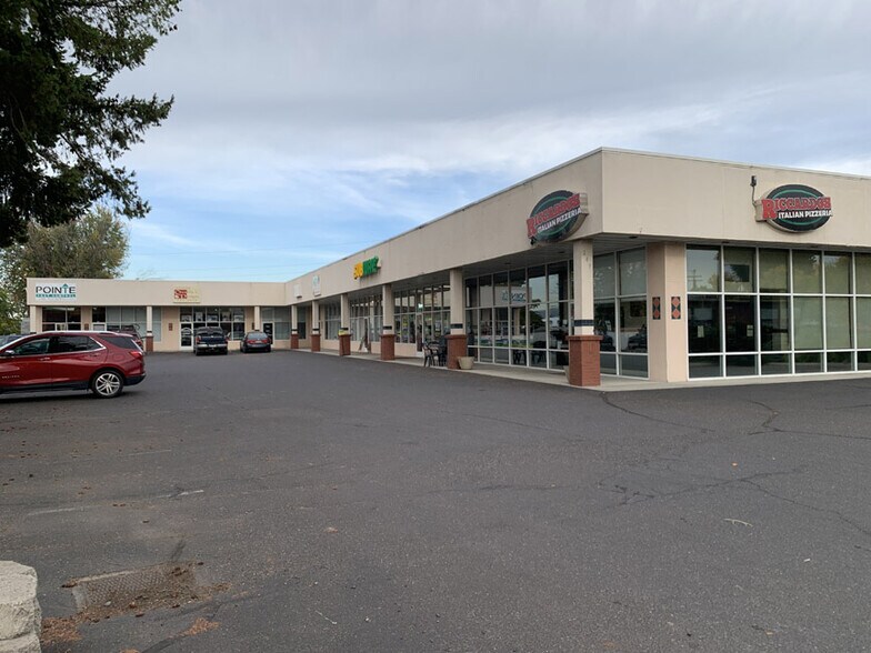 More Photos Of 247 Thain Rd, Lewiston Office For Lease