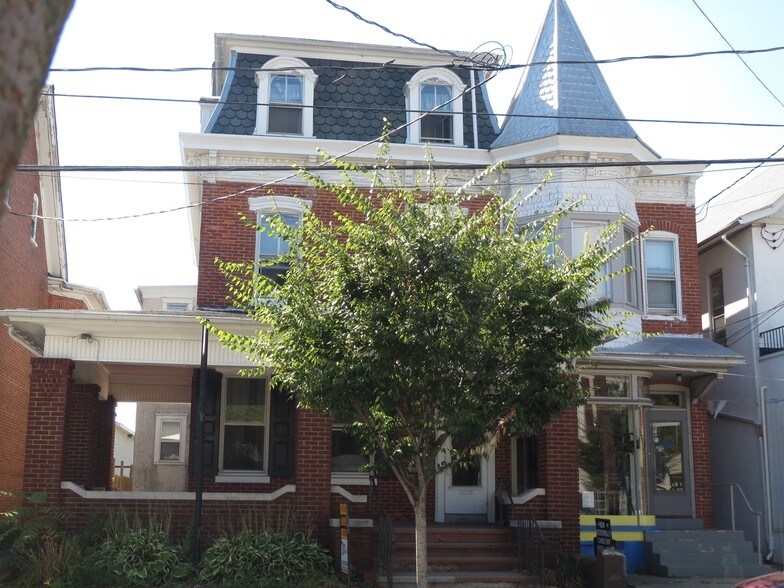 More Photos Of 224-226 Main St, East Greenville Storefront Retail Residential For Lease