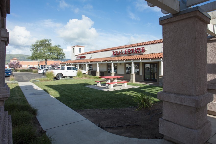 671 W Tefft St, Nipomo, CA 93444 Retail For Lease