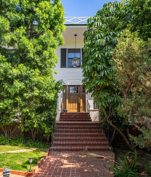 More Photos Of 1718-1726 N Vista St, Los Angeles Apartments For Sale