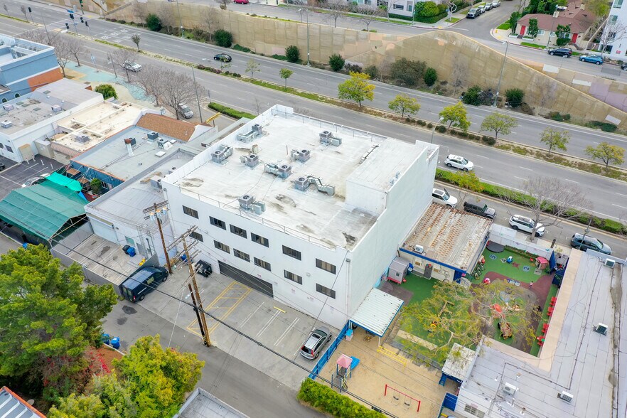 More Photos Of 10537 Santa Monica Blvd, Los Angeles Medical For Sale