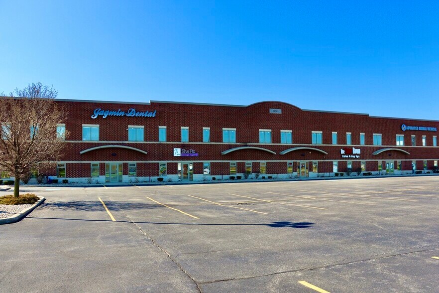More Photos Of 14785 W 101st Ave, Dyer Medical For Lease