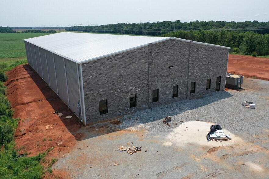 More Photos Of 0 US Highway 31, Tanner Warehouse For Sale