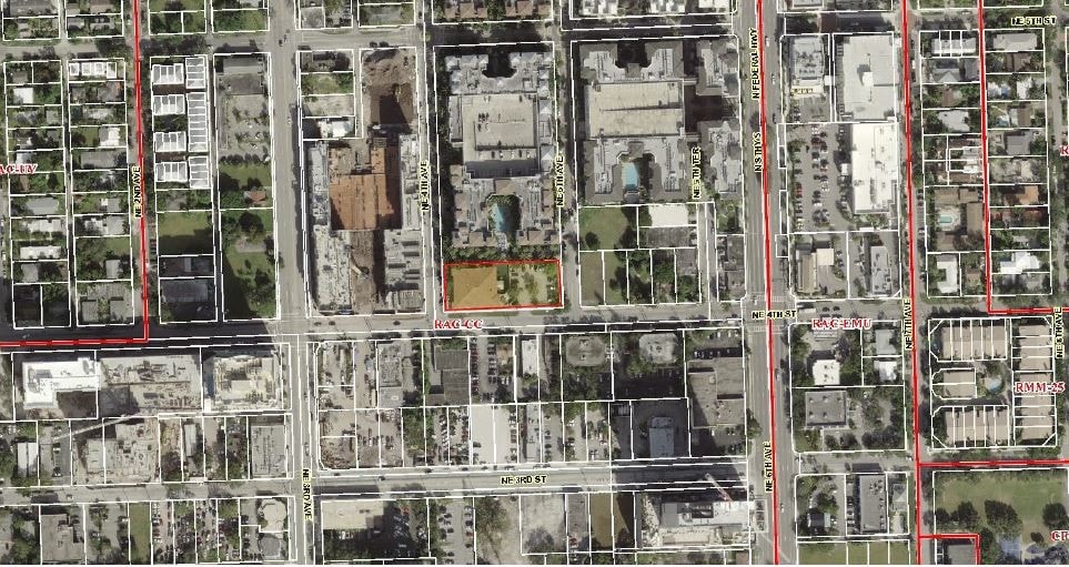 More Photos Of 401 NE 4th St, Fort Lauderdale Restaurant For Lease