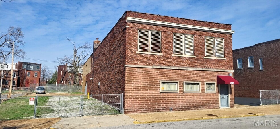 More Photos Of 4545 Olive St, Saint Louis Industrial For Sale