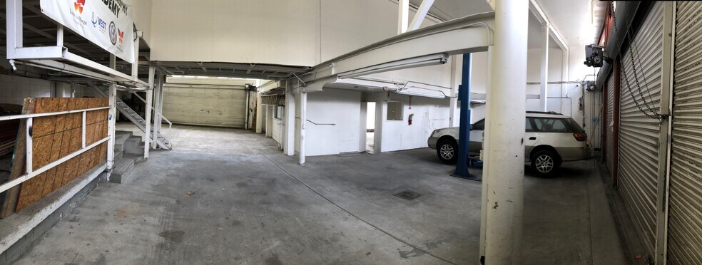 More Photos Of 2801-2825 Broadway, Oakland Auto Dealership For Lease