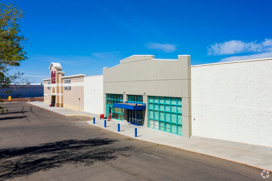 More Photos Of 45 Hotel Cir NE, Albuquerque Freestanding For Lease