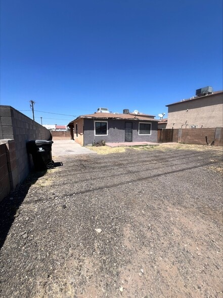 More Photos Of 1806 W Sherman St, Phoenix Industrial For Sale