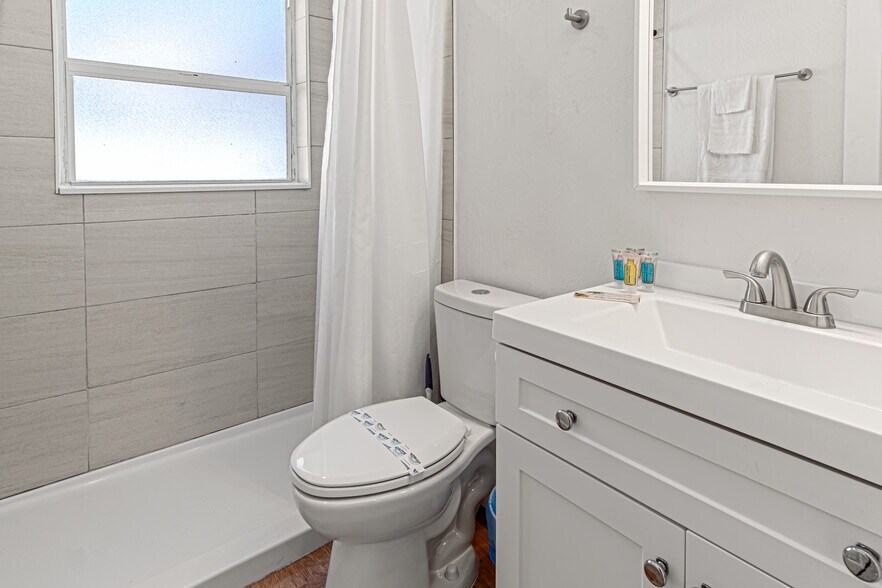 More Photos Of 5070 Orange Blvd, Port Orange Specialty For Sale