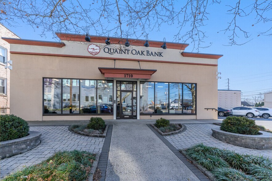 More Photos Of 1710 Union Blvd, Allentown Bank For Sale