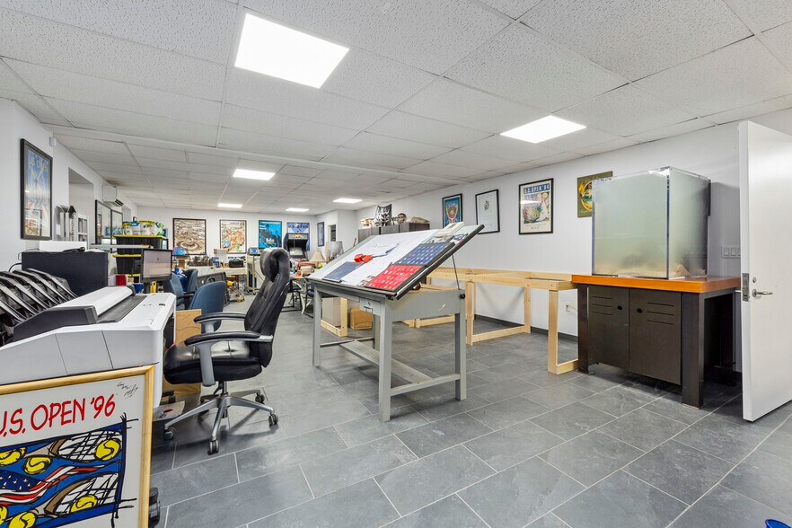 More Photos Of 14-07 113th St, College Point Flex For Sale