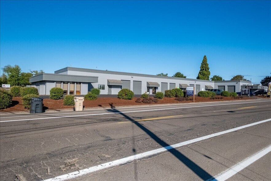 More Photos Of 2300 Ferry St SW, Albany Research And Development For Lease