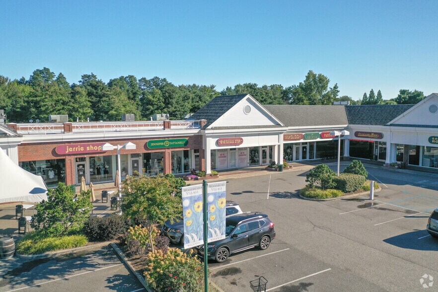 More Photos Of 7947 Jericho Tpke, Woodbury General Retail For Lease