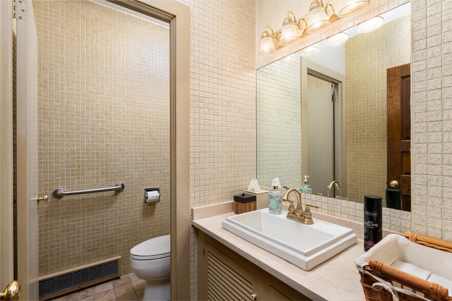 More Photos Of 94 E Montauk 1 Hwy, Hampton Bays Land For Sale