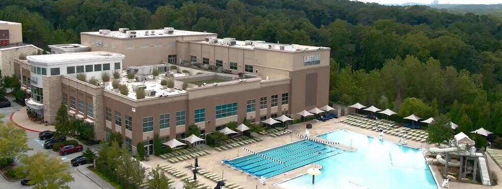 More Photos Of 5600 Roswell Rd, Sandy Springs Coworking Space