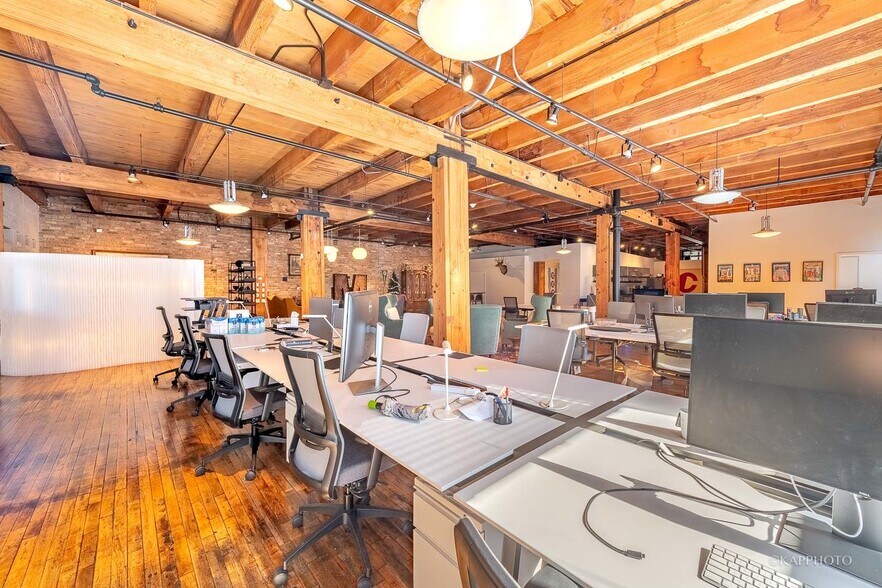 More Photos Of 1123 W Washington Blvd, Chicago Office For Lease