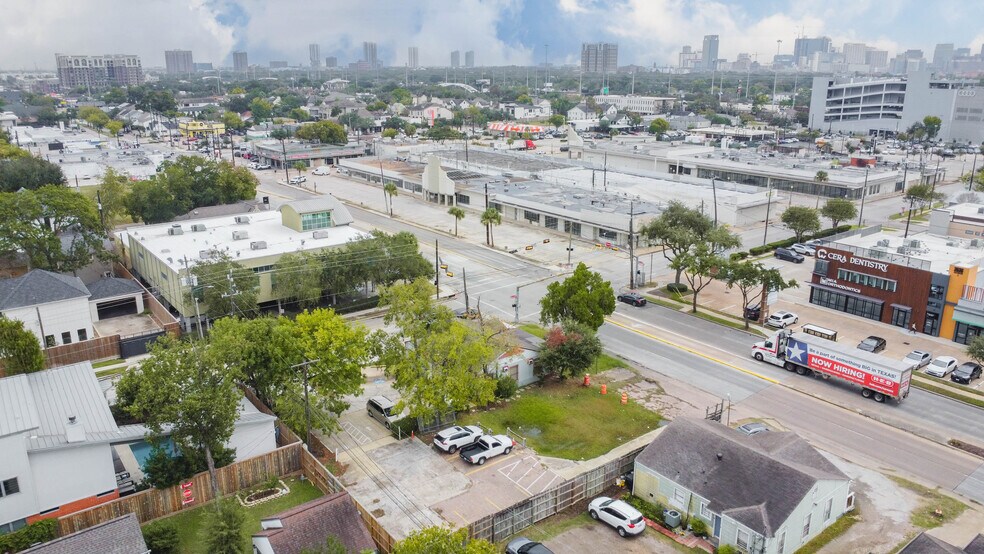 More Photos Of 2202 Richmond Ave, Houston Medical For Sale