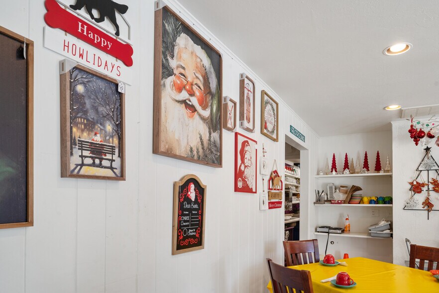 More Photos Of 7918 State Highway 42, Egg Harbor Restaurant For Sale