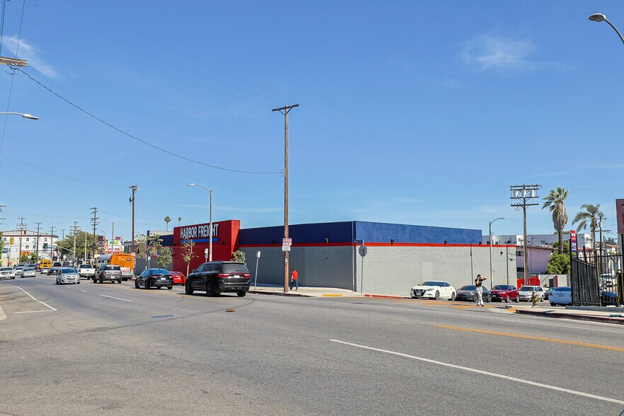 More Photos Of 1430 Venice Blvd, Los Angeles General Retail For Sale